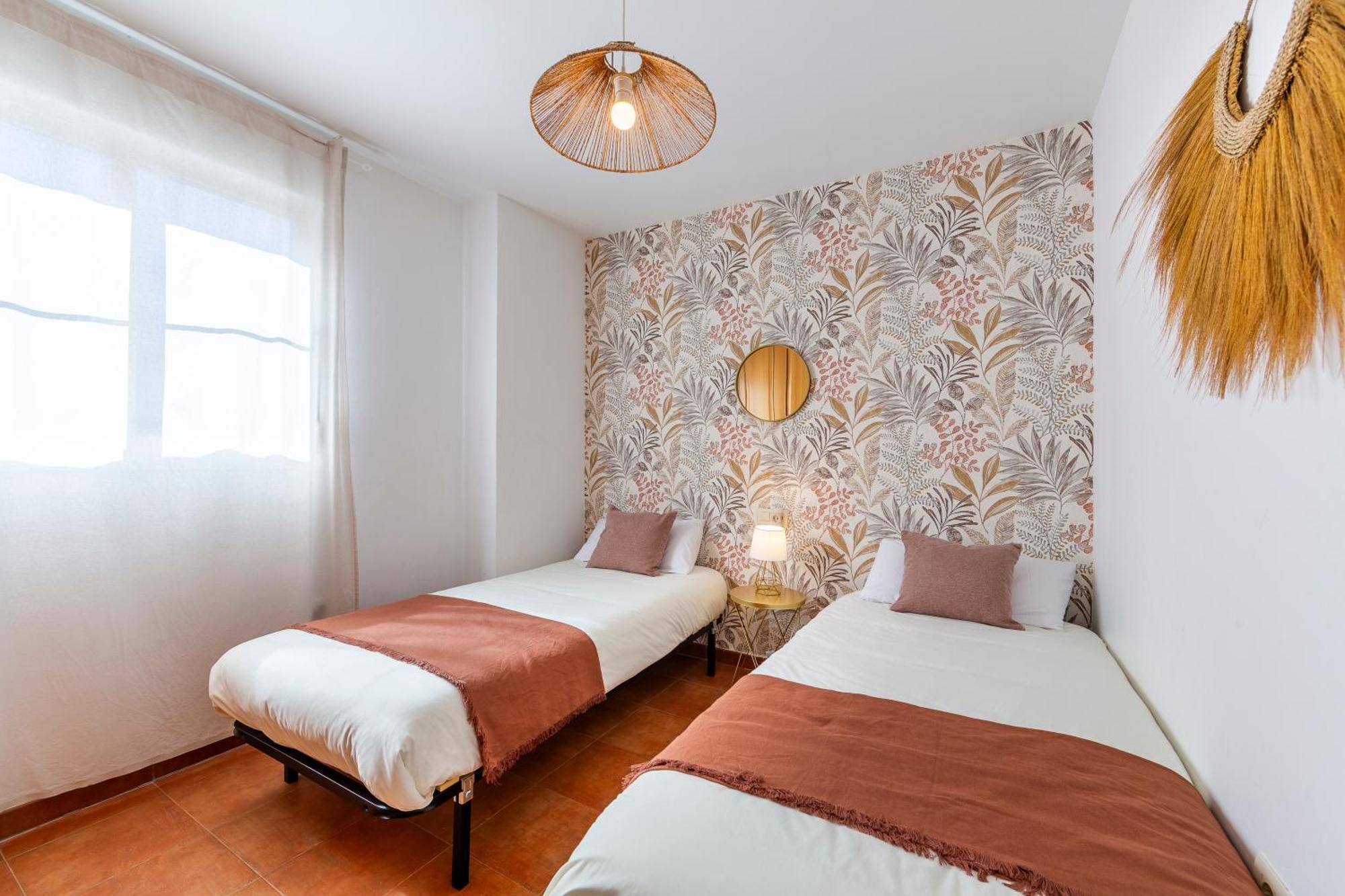 Jardin Privado # Netflix # Playa A 8Min # Wifi # Familia # Apartamento เบรา ภายนอก รูปภาพ